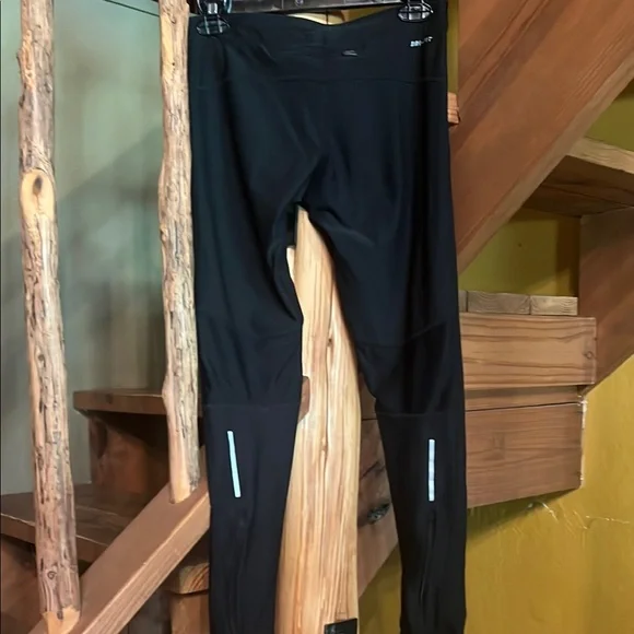 Nike Black Leggings with Gray Details - Picture 2 of 4